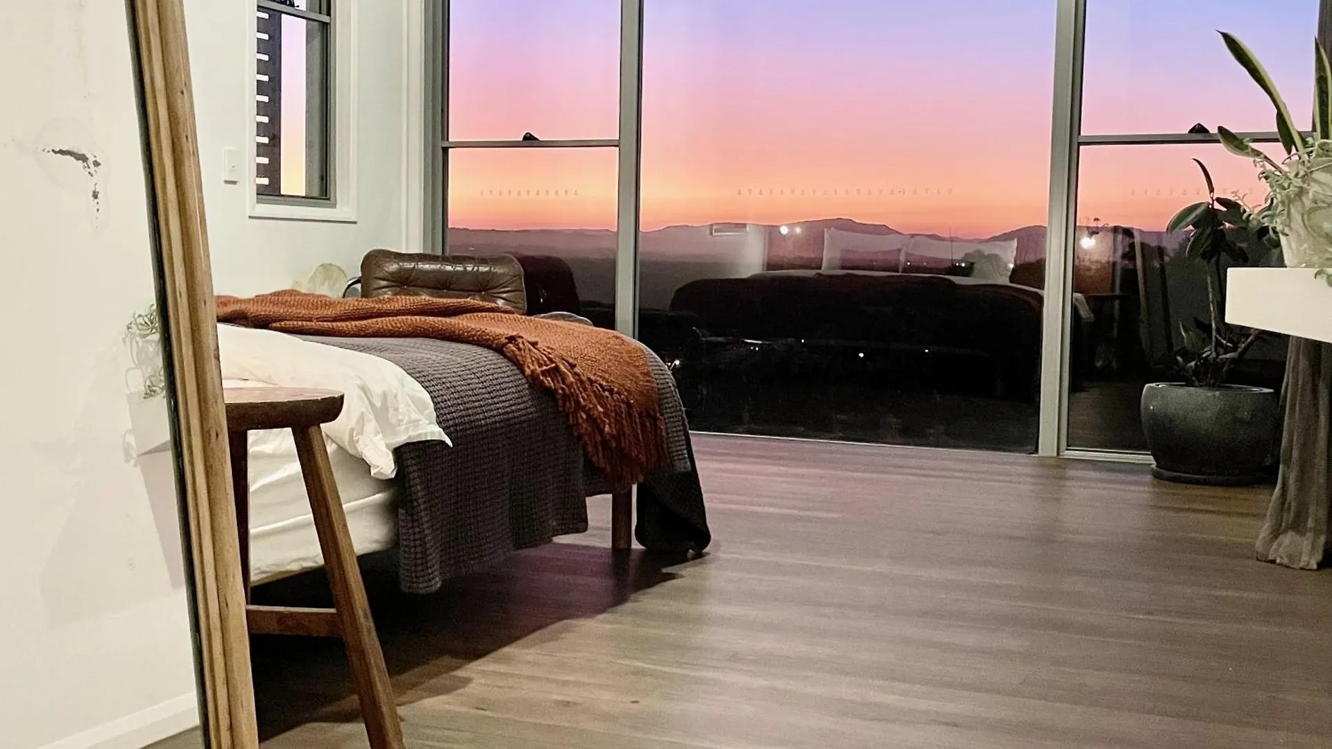 Sanctuary Spaces - Sundowner Μπάιρον Μπέι Βίλα