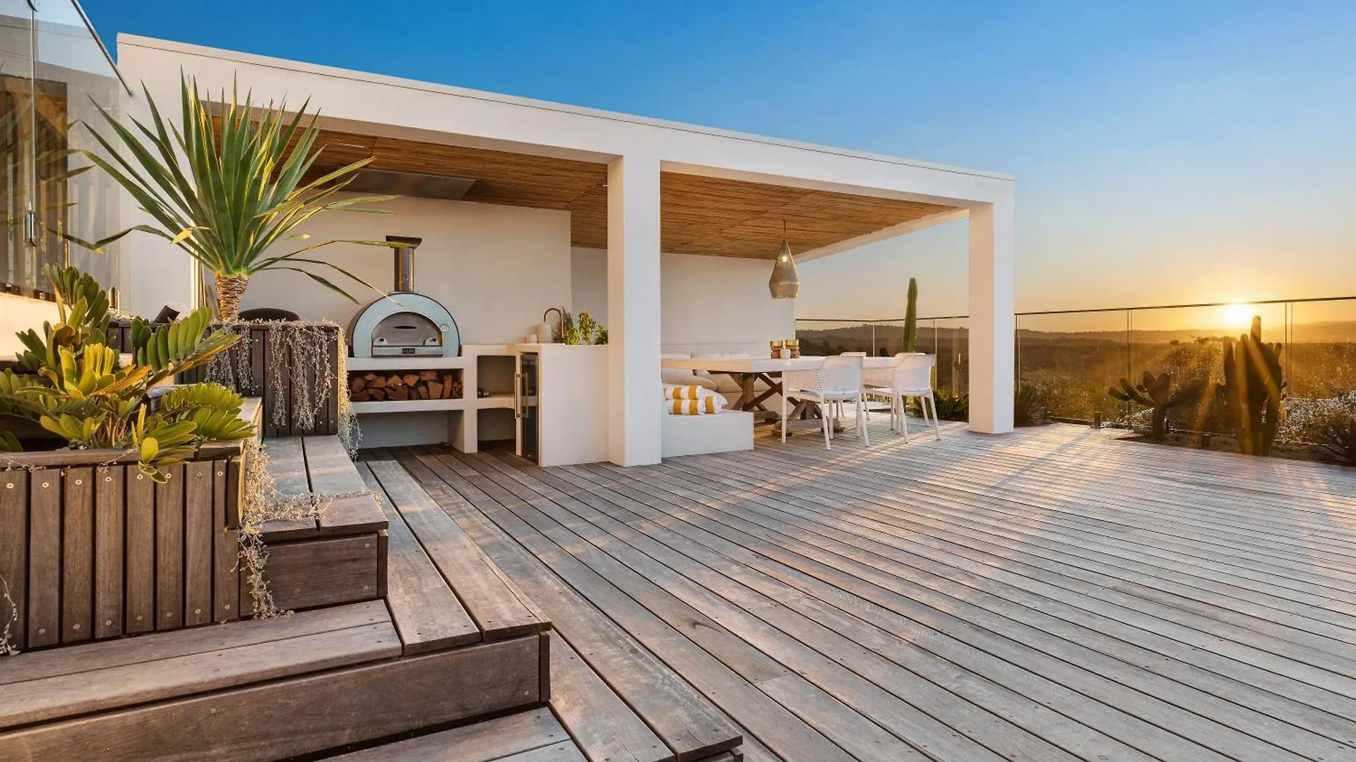 Willa Sanctuary Spaces - Sundowner Byron Bay Australia