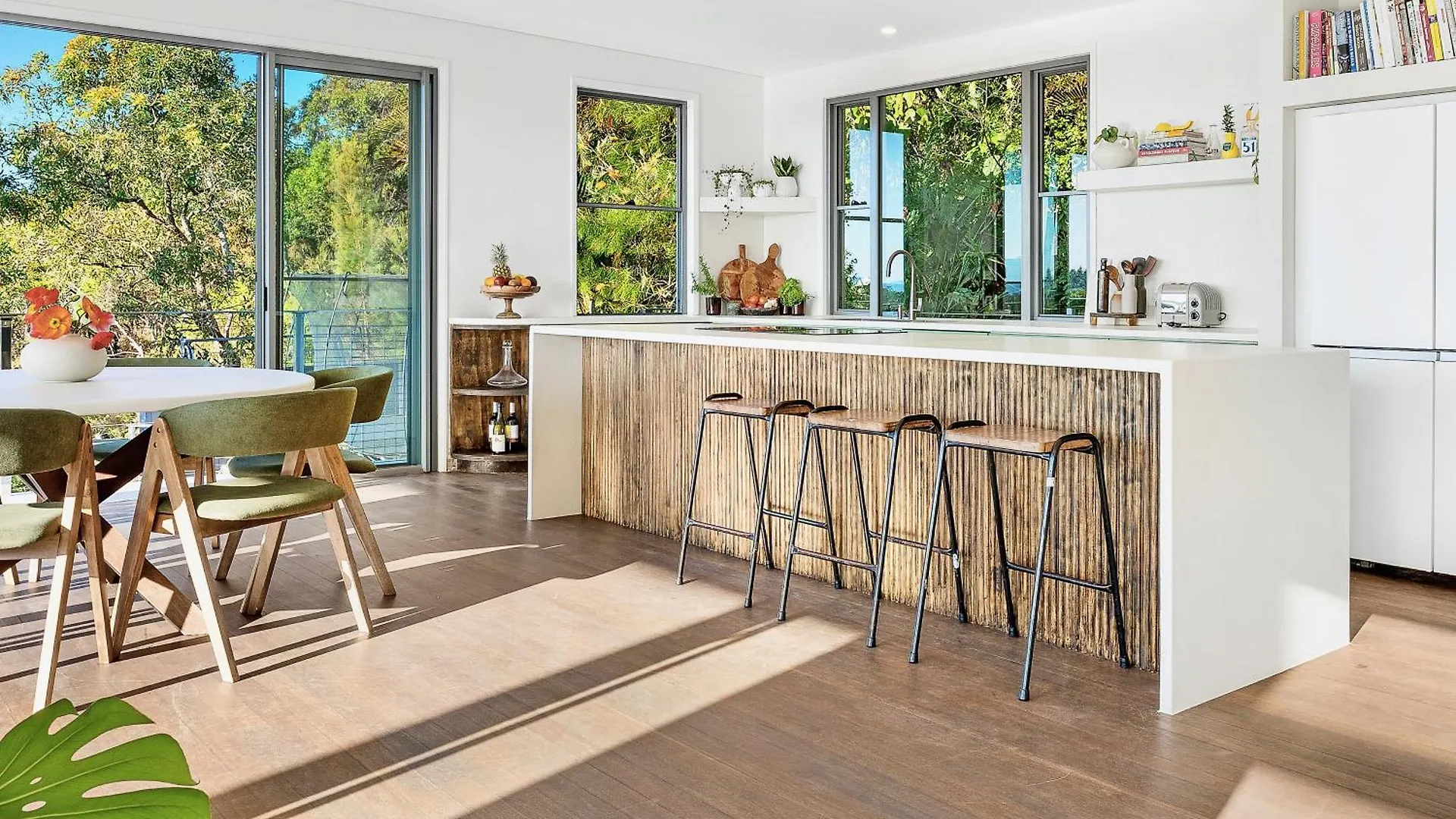 Sanctuary Spaces - Sundowner Byron Bay